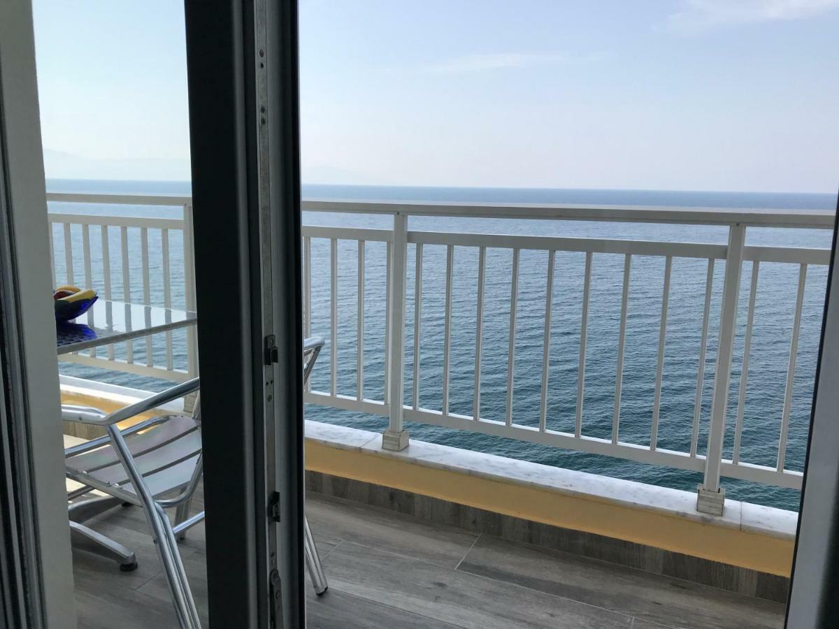 Sea And Sun Appartment Cavala Exterior foto